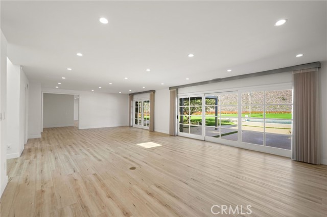 Detail Gallery Image 9 of 52 For 20171 Allentown, Woodland Hills,  CA 91364 - 3 Beds | 4 Baths