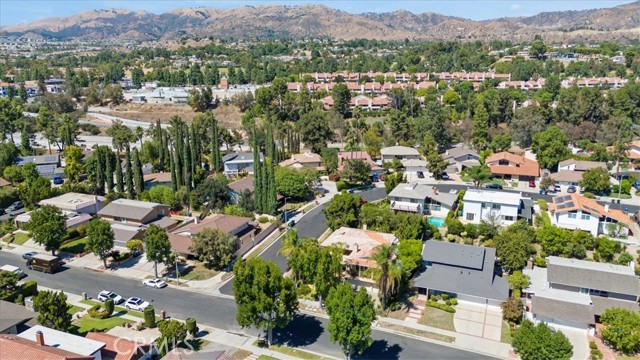 19259 Ludlow St., Porter Ranch CA: https://media.crmls.org/medias/61f6a40c-6ae6-4301-b277-5de6114f68ce.jpg