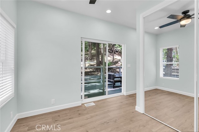 27500 HWY 189, Lake Arrowhead CA: https://media.crmls.org/medias/61f6b591-efda-43fe-89e8-2c5a0c248772.jpg