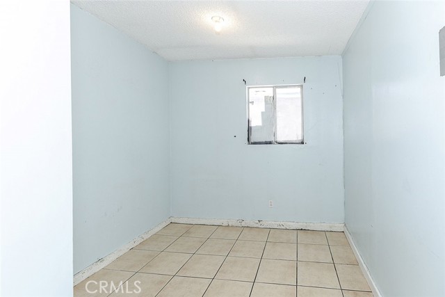 Detail Gallery Image 32 of 37 For 11523 Vanport Ave, Sylmar,  CA 91342 - 3 Beds | 2 Baths