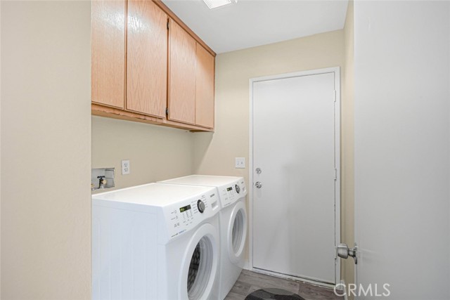 Detail Gallery Image 14 of 17 For 36746 Golden Oak Dr, Palmdale,  CA 93552 - 3 Beds | 2 Baths