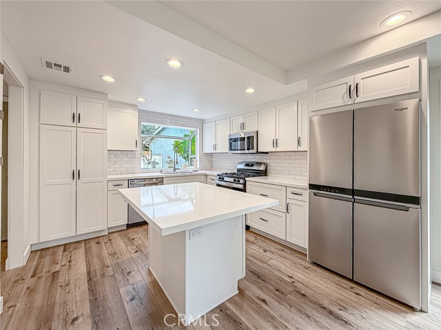 Detail Gallery Image 15 of 46 For 5625 Slicers, Agoura Hills,  CA 91301 - 3 Beds | 3 Baths