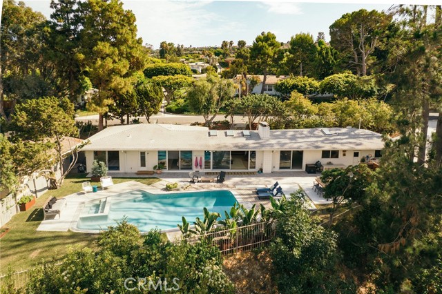 34 Shady Vista Road, Rolling Hills Estates CA: https://media.crmls.org/medias/61f84e8a-d700-4a32-ac3e-ed20479e89c0.jpg