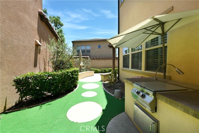 99 Fuchsia, Lake Forest CA: https://media.crmls.org/medias/61f9fd9d-c53b-4092-bf1d-96488d32f88a.jpg