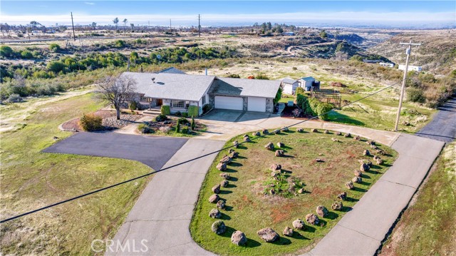 3070 Royal Meadow Lane, Paradise CA: https://media.crmls.org/medias/61fa35bf-afb9-467a-a5d0-e3119d8f4bfa.jpg