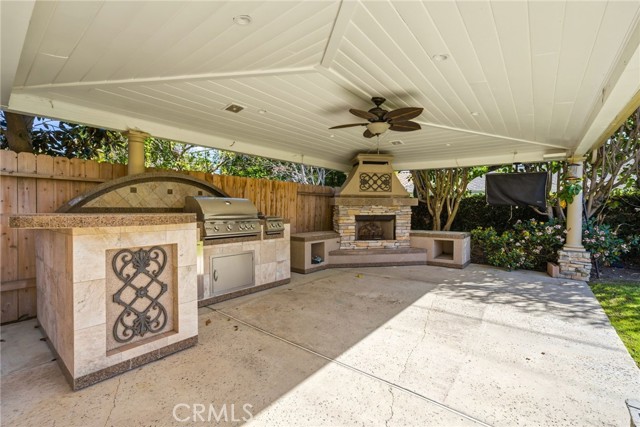 Detail Gallery Image 9 of 21 For 2946 Maui, Costa Mesa,  CA 92626 - 4 Beds | 2/1 Baths