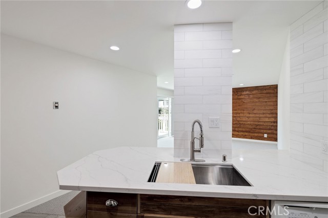 Detail Gallery Image 11 of 44 For 660 the Village #204,  Redondo Beach,  CA 90277 - 1 Beds | 1 Baths