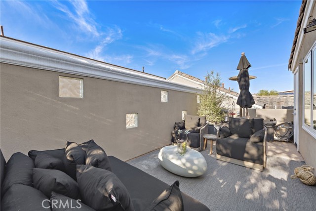 718 1/2 Marguerite Avenue, Corona del Mar CA: https://media.crmls.org/medias/61fb5526-ac51-44ef-86ed-64095aae09ea.jpg