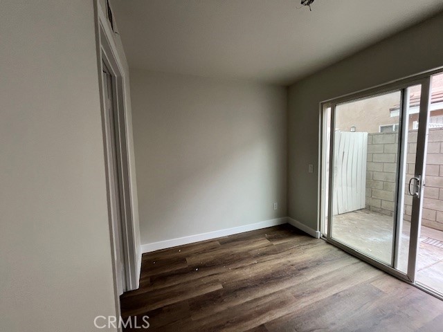 Detail Gallery Image 3 of 12 For 1004 S Riverside Ave #C-3,  Rialto,  CA 92376 - 3 Beds | 2/1 Baths