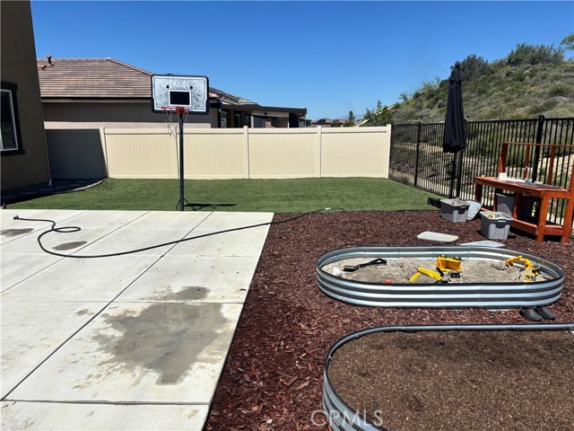 Detail Gallery Image 26 of 28 For 35310 Hutchison Pl, Beaumont,  CA 92223 - 5 Beds | 3 Baths
