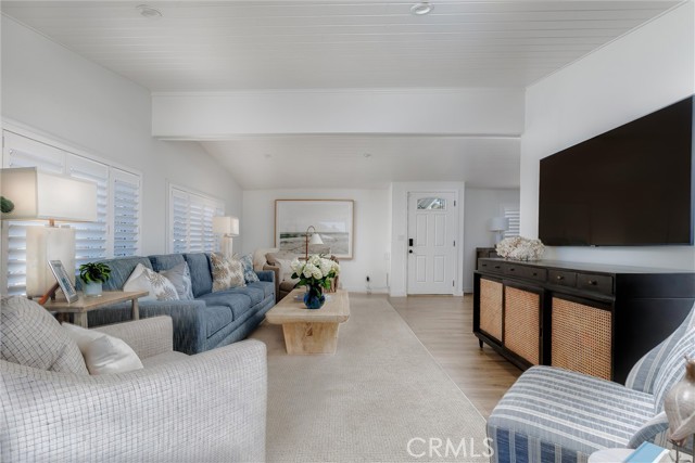 1625 Cass Avenue, Cayucos CA: https://media.crmls.org/medias/61fd5539-b69b-421e-8646-c94f492d6669.jpg