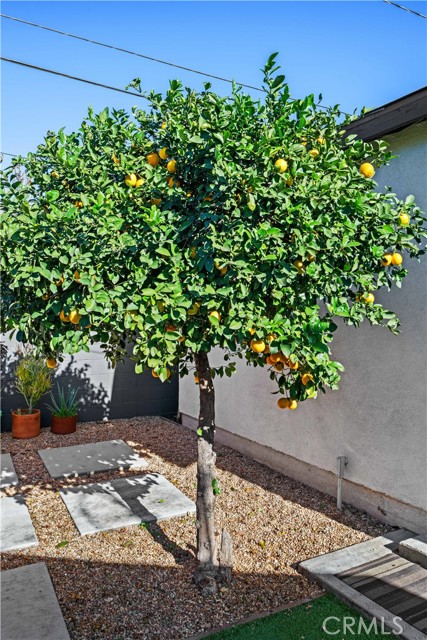 Detail Gallery Image 16 of 53 For 5979 Hereford, Los Angeles,  CA 90022 - 3 Beds | 2 Baths