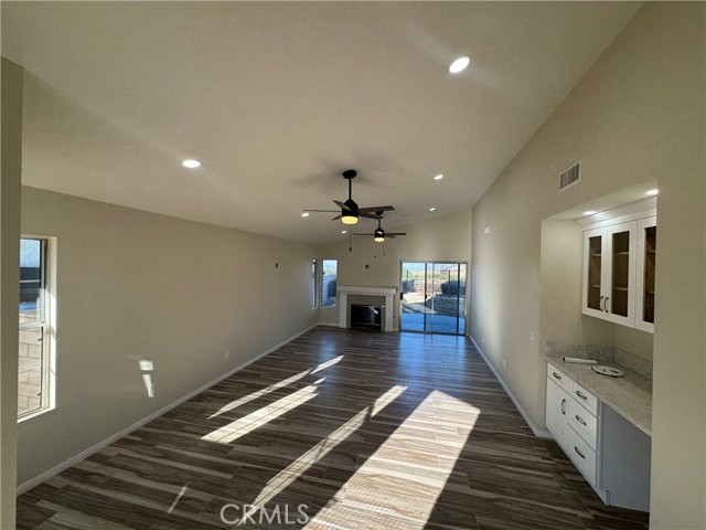 Detail Gallery Image 4 of 16 For 3094 Oakview Ln, Chino Hills,  CA 91709 - 3 Beds | 2 Baths