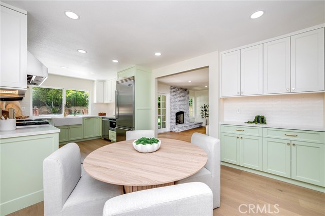 20516 Germain Street, Chatsworth CA: https://media.crmls.org/medias/61fe480f-4ac8-48de-aaea-6b3dbe9f4d36.jpg