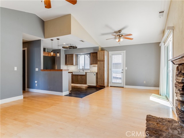 Detail Gallery Image 7 of 16 For 2690 Chaparral Ln, Paso Robles,  CA 93446 - 3 Beds | 1 Baths