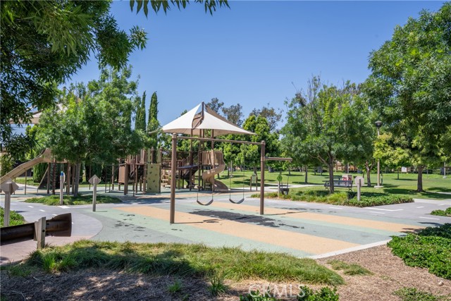 Detail Gallery Image 58 of 70 For 125 Island Coral, Irvine,  CA 92620 - 3 Beds | 2/1 Baths