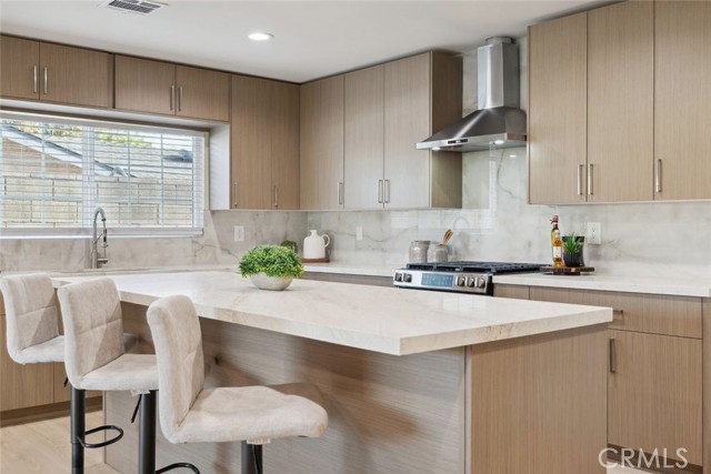 12750 Rajah Street, Sylmar CA: https://media.crmls.org/medias/6200104e-e676-4ff6-932a-958941e64146.jpg