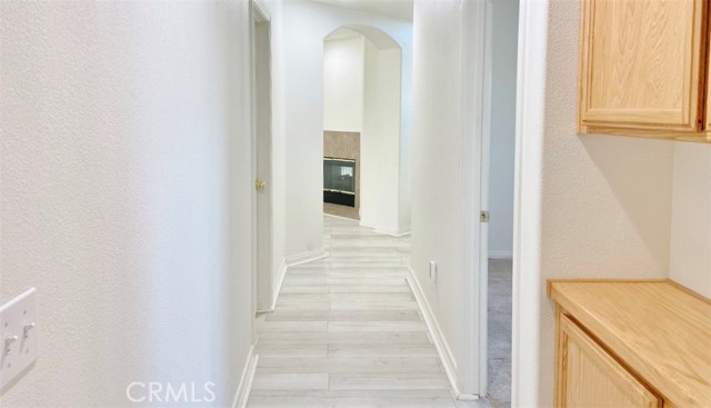 57281 Titian Court, Yucca Valley CA: https://media.crmls.org/medias/62004bf9-32ff-488c-96fe-ac70f9d54dd3.jpg