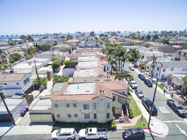 132 St Joseph Avenue, Long Beach CA: https://media.crmls.org/medias/6200d3fb-06ca-40ad-af7a-03a5379e627f.jpg