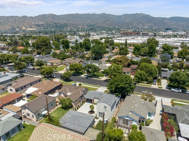 Detail Gallery Image 69 of 69 For 731 N Beachwood Dr, Burbank,  CA 91506 - 3 Beds | 2 Baths
