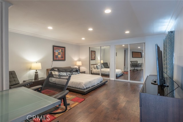 3617 Sunswept Drive, Studio City CA: https://media.crmls.org/medias/62011786-b636-4530-890d-c56984e37a94.jpg