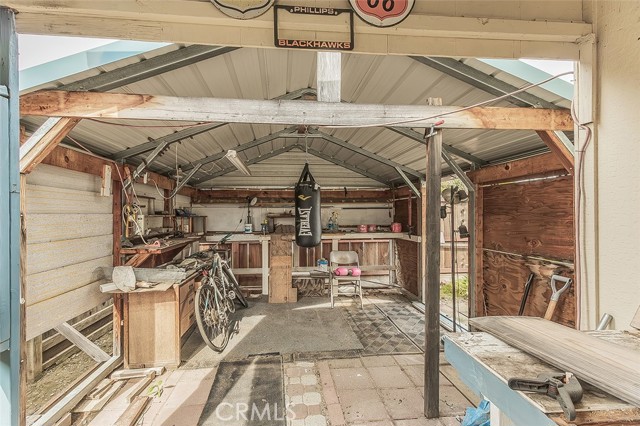 Image 29 of 41 For 17423 Bluewater Bay Lane