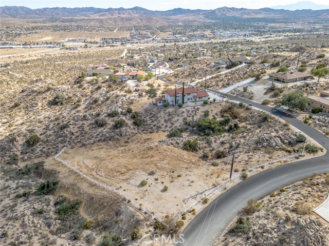 Detail Gallery Image 71 of 75 For 6107 Mandarin Rd, Yucca Valley,  CA 92284 - 3 Beds | 3/1 Baths