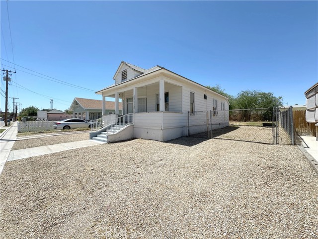 Detail Gallery Image 19 of 20 For 136 N K St, Needles,  CA 92363 - 2 Beds | 1 Baths