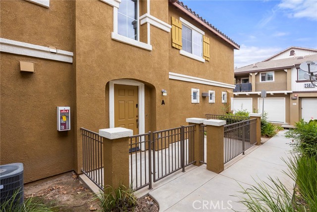 Detail Gallery Image 4 of 27 For 25860 Iris Ave a,  Moreno Valley,  CA 92551 - 2 Beds | 2 Baths