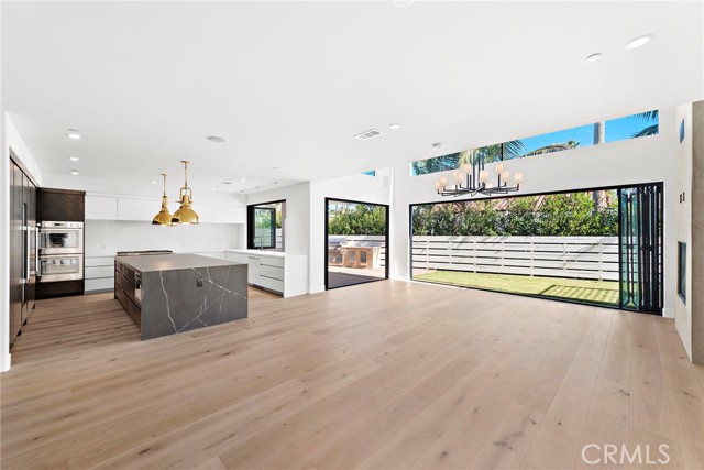 Detail Gallery Image 10 of 40 For 207 W Avenida San Antonio, San Clemente,  CA 92672 - 5 Beds | 4/1 Baths