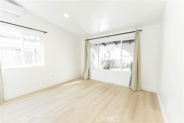 Detail Gallery Image 17 of 21 For 1948 Floradale Ave, South El Monte,  CA 91733 - 4 Beds | 3 Baths