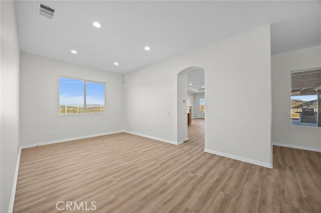 101 Via De La Valle, Lake Elsinore CA: https://media.crmls.org/medias/6203a6e5-283f-451e-b9ab-cc11d0a8280f.jpg