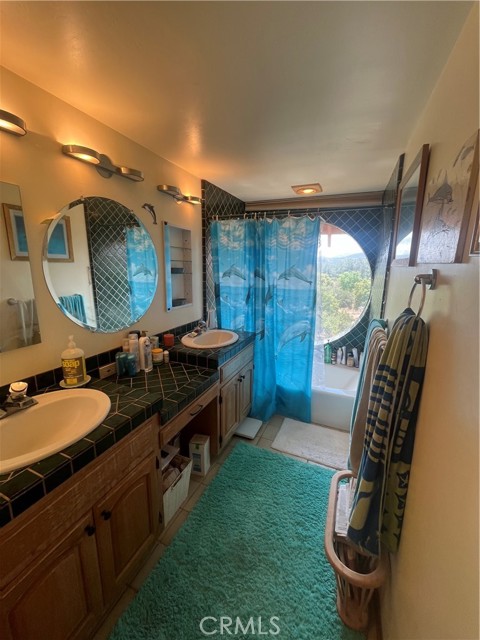 16741 Georgios Way, Ramona CA: https://media.crmls.org/medias/6203c092-6b5a-41e4-a4bd-823f4c7204a5.jpg