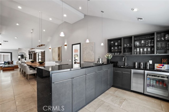 Detail Gallery Image 37 of 75 For 10372 Crawford Canyon Rd, Santa Ana,  CA 92705 - 5 Beds | 7/1 Baths