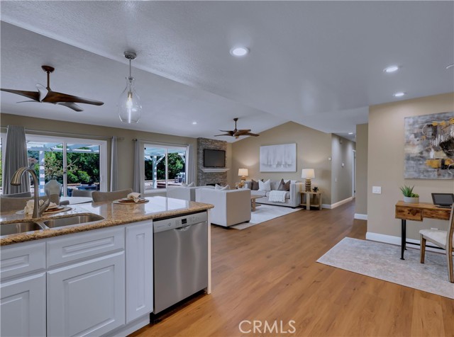 22182 Platino, Mission Viejo CA: https://media.crmls.org/medias/62046774-4d59-41b8-92f8-21a46c9fb363.jpg