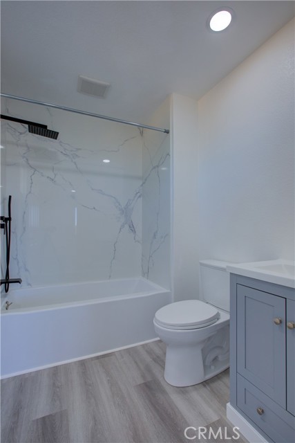 Detail Gallery Image 12 of 21 For 12337 W Main St, Turlock,  CA 95380 - 1 Beds | 2 Baths