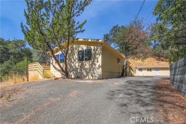 7112 Sonja Lu Lane, Lucerne CA: https://media.crmls.org/medias/620524e5-df10-4c10-bbac-e82dd1379b34.jpg
