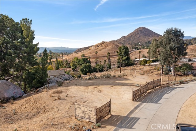 Detail Gallery Image 26 of 34 For 2935 Galaxie Heights Rd, Riverside,  CA 92507 - – Beds | – Baths