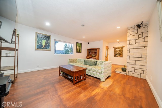 533 Via Vista Dr, Redlands CA: https://media.crmls.org/medias/6205ba4b-6179-40ec-a67c-caff672ba86c.jpg