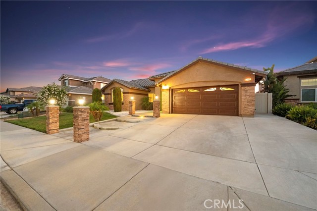 242 Lipizzan Drive, San Jacinto CA: https://media.crmls.org/medias/6205f5cc-5e4c-4215-bf84-c6c2787dd09a.jpg