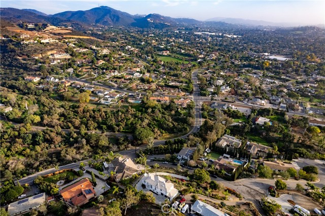 Detail Gallery Image 46 of 49 For 1522 Maxwell Ln, Vista,  CA 92084 - 3 Beds | 2/1 Baths
