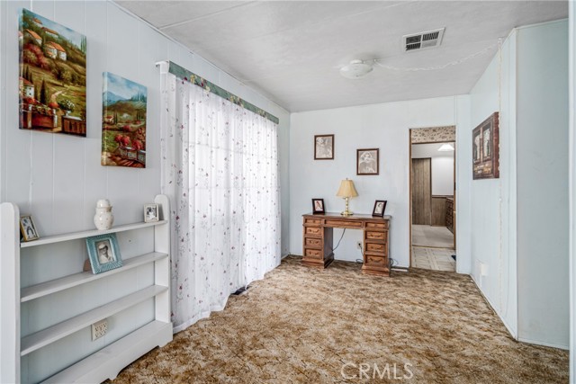 Detail Gallery Image 9 of 33 For 2550 E Avenue I #19,  Lancaster,  CA 93535 - 3 Beds | 2 Baths