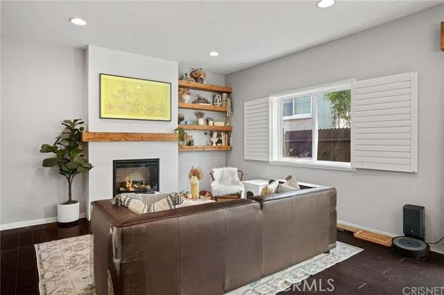 13506 Silver Palms Lane, Sylmar CA: https://media.crmls.org/medias/62069ee8-e05d-4643-8733-a0306d83cabd.jpg