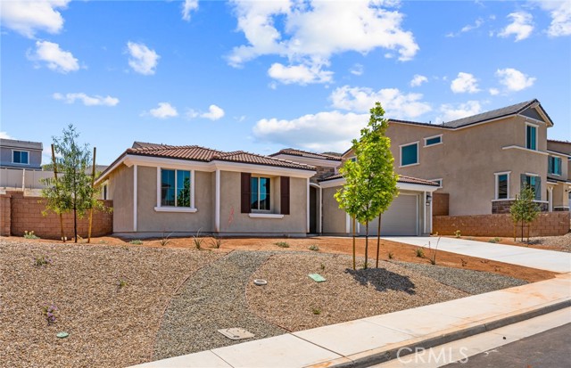 Detail Gallery Image 2 of 38 For 25183 Greythorne Dr, Menifee,  CA 92586 - 4 Beds | 3/1 Baths