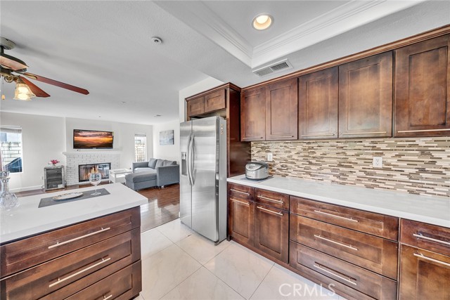 Detail Gallery Image 17 of 69 For 7863 Iroquois, Fontana,  CA 92336 - 4 Beds | 2/1 Baths