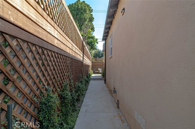 Detail Gallery Image 31 of 31 For 18750 Collins St, Tarzana,  CA 91356 - 7 Beds | 6 Baths