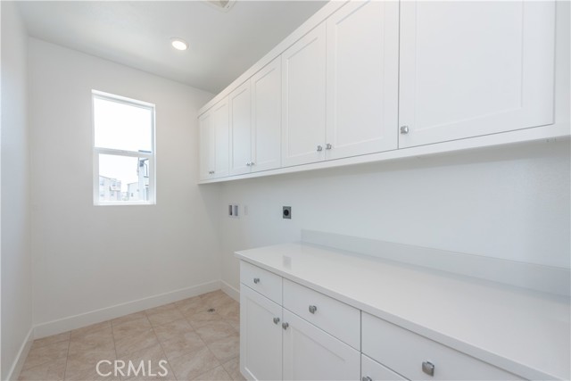 Detail Gallery Image 33 of 46 For 363 Proctor, Irvine,  CA 92618 - 4 Beds | 3/1 Baths