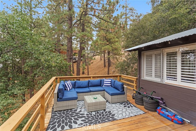 Detail Gallery Image 5 of 22 For 2080 Mojave Scenic Dr, Wrightwood,  CA 92397 - 2 Beds | 1 Baths