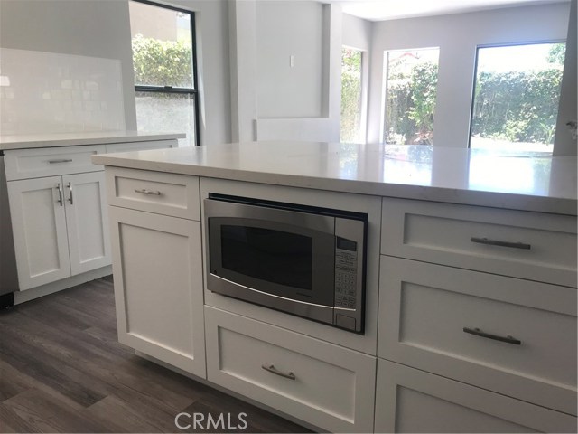 Detail Gallery Image 19 of 64 For 27 Alameda, Irvine,  CA 92620 - 4 Beds | 3/1 Baths