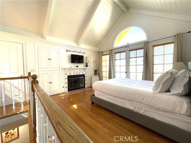 Detail Gallery Image 30 of 57 For 2711 Seaview Ave, Corona Del Mar,  CA 92625 - 2 Beds | 2 Baths